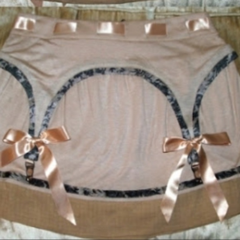 ISO LAMB Garter Skirt